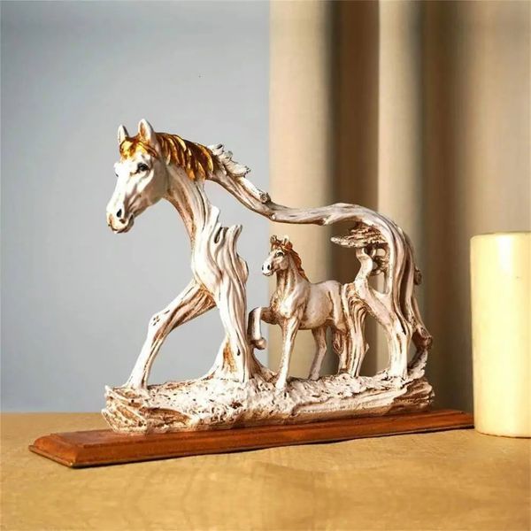 Résine cheval indien Statue ornements de bureau artisanat Figurines d'animaux Miniatures créative maison bureau bureau décoration jouet cadeaux 240129