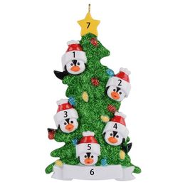 Famille de pingouins en résine de 3 4 5 6 7, ornements de Noël personnalisés avec arbre vert comme décoration de maison de vacances, fournitures artisanales miniatures 335q