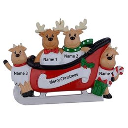 Resin Rendier Family Slee Familie van 4 Kerst Ornamenten Gepersonaliseerde Geschenken voor vakantie of Home Decor miniatuur Craft Supplies 201017