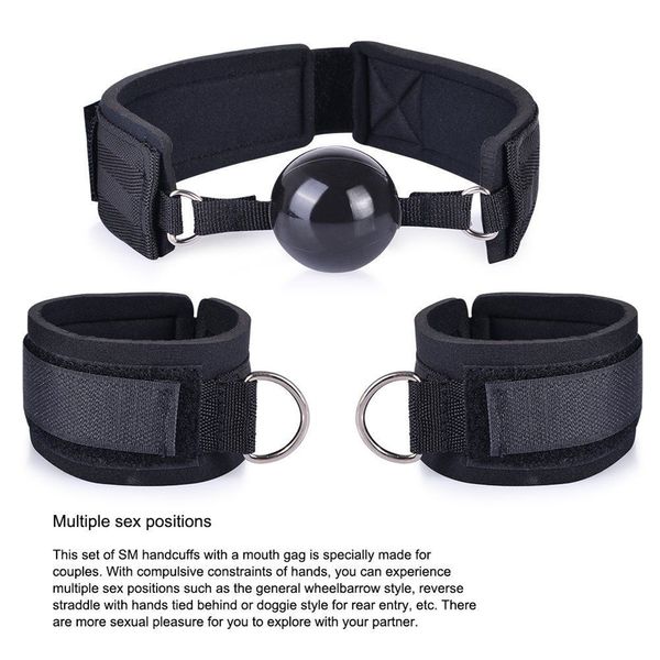 Restricción Bondage of Mouth Gags Bozales de juegos sexuales para adultos Juguetes Parejas Coqueteo Suministros Cuello Esposas Bola de peluche