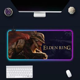 Poggia ELDEN RING GAME RGB Pc Gamer Tastiera Mouse Pad Mousepad LED Incandescente Tappetini per mouse Computer da gioco in gomma Mausepad