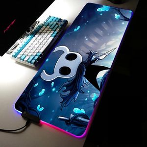 Rests Hollow Knight RGB Grand jeu Mousepad LED Tapis rétro-éclairé Big Size Mause Pad Game Keyboard Mouse Pad Gamer Desk Mat Computer