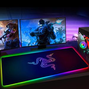 Rustt grote RGB Mouse Pad XXL Gaming MousePad LED MAUSE PAD Gamer Copy Razer Mouse Tapijt Big Muse Pad PC Desk Bureau Mat met achtergrondverlichting