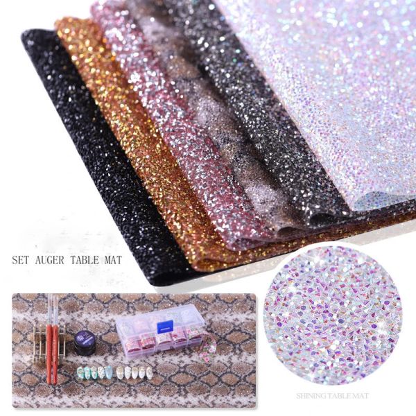 RESTS MISSCHEEING Diamond Nail Art Table Mat Salon Pratique Coussin pliable Hands Shining Rests Gommage Hand Rest Manucure Outils