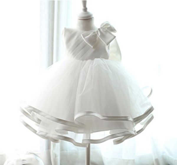 détail 2018 nouveau-né bébé robe de baptême robe de baptême Girls039 fête infantile princesse robe de mariée bébé vêtements sans manches v2662568