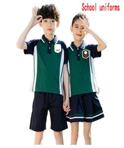 Retail Custom Kids Tracksuit Children England Boy Girl Short Sleeve 2pcs Set Primary School Uniforms Designer Designer kleding Set7102124