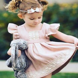 Venta al por menor Ins 2017 Verano Nuevo Vestido de Niña de Encaje Rosa Manga Acampanada de Algodón Princesa Mini Vestido Ropa de Niños 1-6Y EG003327b
