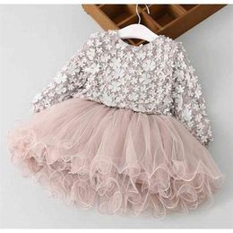 Retail lente herfst meisje prinses jurk stereo bloemblaadjes pluizige gaas lange mouw kinderkleding 3-7 jaar E6494 210610