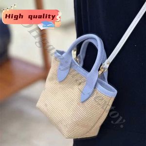 Retail en gros 95% sur le sac à main Bun Bodet Dumpling Mini French Cross épaule Eau Bamboo Panier de bambou Dragon Grass Imposité Femmes tissées P78T