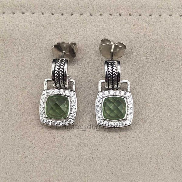 Venta al por menor Venta al por mayor Moda Mujer Pendiente Diseñador Pendientes Diseñadores Lujos Elegante Incrustado Verde y Pequeño Cystal Zircon Dangler Alta Joyería Banquete Regalo de boda