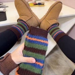 Café de style américain rétro ~ version coréenne chaussettes en peluche imitation vison à rayures épaisses pour chaussettes chaudes pour femmes ins empilent des chaussettes épaisses