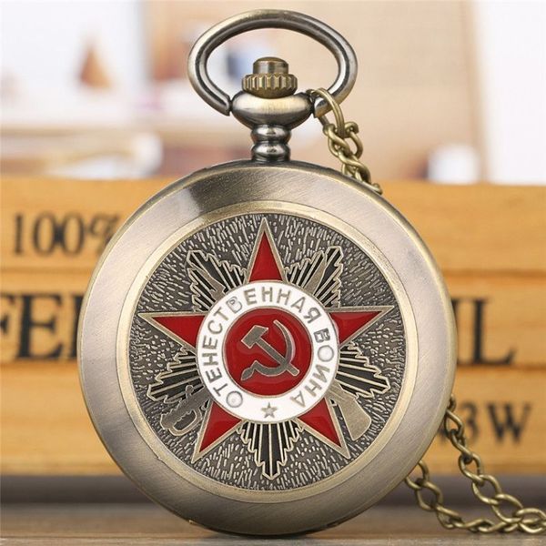 Montres antiques rétro URSS Badges soviétiques Faucille Marteau Style Quartz Montre de poche CCCP Russie Emblème Communisme Logo Couverture En Relief 270s
