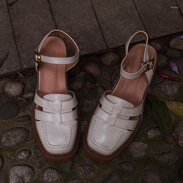 Retro Baotou verano Heihaian sandalias 2023 estilo Hong Kong zapatos cuadrados cuero impermeable mesa mujer 286