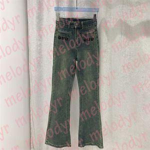 Retro blauwe flare jeans letterprint slanke denim broek modeontwerper hoge taille jeansbroek voor dames