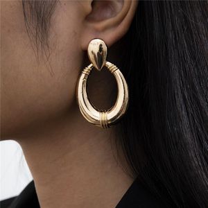 Rétro circulaire anneau goutte d'eau boucles d'oreilles femmes affaires Style or européen Punk rond alliage costume boucle d'oreille bijoux accessoires