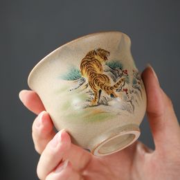 Tasse de thé de poterie rétro grossière Douze tas de thé zodiaque 130 ml chinois kung fu bol créatif motif animal créatif tasse de café expresso