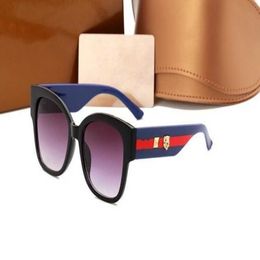 Lunettes de soleil design rétro Polaroid Lens Designer Letter Womens Mens Goggle Senior Eyewear pour femmes Lunettes de vue Cadre Vintage Lunettes de soleil en métal