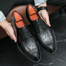 Chaussures en cuir de mode rétro pour hommes d'affaires chaussures habillées de mariage homme à lacets bureau Oxford Manager chaussures décontractées grande taille