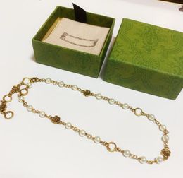 Rétro fleur lettre pendentif collier de luxe designer perle chaîne tour de cou déclaration colliers pour les femmes mariage anniversaire anniversaire cadeau fête bijoux