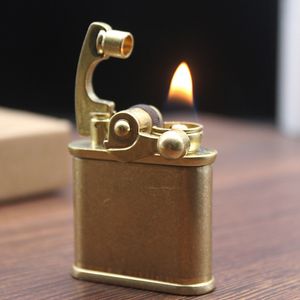 Retro Free Fire Torch Lighter Brass Windproof Grinding Wheel Flint Kerosene Oil Pipe Lighter Cigarette Gasoline Gadgets For Men