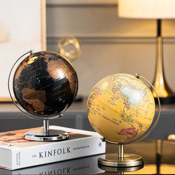 Retro Globe Ornements Creative Modeling Vintage Home Office Wine Cabinet Decoration Bibliothèque Ornement Light Luxury Affichage 240314