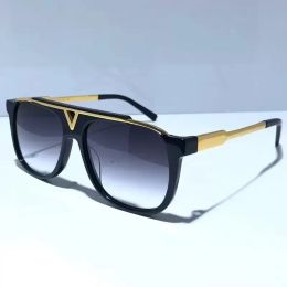 Lunettes de soleil rétro dorées : lunettes UV400 élégantes pour homme et femme – Parfaites pour l'été, l'extérieur et la plage – Comprend une boîte de protection.