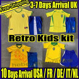 Retro Kids 1998 Braziliaanse voetbalshirts 2002 retroshirts Carlos Romario Ronaldinho 2004 camisa de futebol 1994 BraziLS 2006 1982 RIVALDO ADRIANO JOELINTON 1988 2000