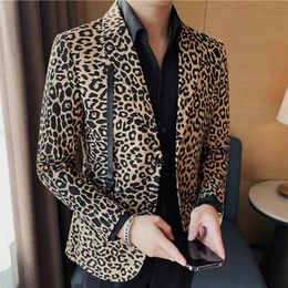 Rétro motif léopard hommes Blazer britannique costume veste décontracté Vintage Masculino quotidien Blazer mince Hombre Chemish Homme 240325