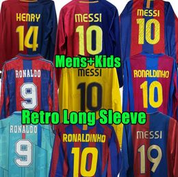 Retro voetbalshirts met lange mouwen Barca 96 97 08 09 10 11 XAVI RONALDINHO RONALDO Barcelona finale klassieke maillot de voet 16 17 Vintage kindervoetbalshirt