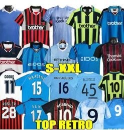 MANS CITIES Retro Classic Soccer Jerseys 1972 73 81 82 1994 96 97 98 99 2000 01 02 03 07 08 09 Wembley Kinkladze ROBINHO IRLANDE STURRIDGE Bianchi Mpenza Kompany hommes chemise