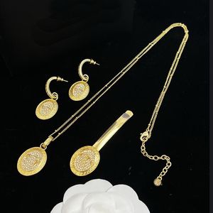 Pendentif circulaire ovale rétro, tête de méduse, pièce de monnaie, chevalière en laiton, collier, épingle à cheveux, boucles d'oreilles, ensemble de bijoux de créateur pour dames, cadeaux d'anniversaire XMSJGF