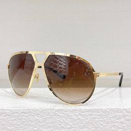 Lunettes de soleil personnalisées rétro pour hommes Femmes Onepiece Overaship Sunglasses UV400 pour les femmes Luxurious Brand Metal Crame Stracas Sunglasses avec caisse de lunettes