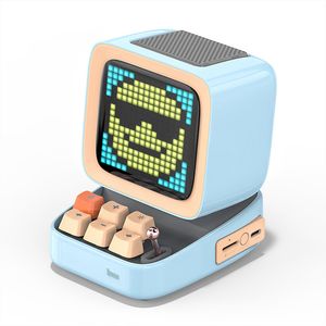 Freeshipping Retro Pixel Art Bluetooth Draagbare Speaker Wekker DIY LED-scherm door App Electronic Gadget Gift Woondecoratie