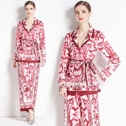 Ensemble de pyjama pour femmes Designer Blazer Neck Paisley Floral Tops et pantalons à jambes larges à manches longues à lacets Bow Costumes élégants 2023 Printemps Automne Chic Runway Home Wear Sets