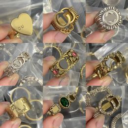 Retro ring paar luxe 18k gouden reliëverte klaver ring hoogwaardige titanium stalen trouwring damesontwerpers sieraden