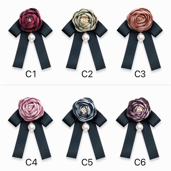 Designer Rétro Rose Perle Fleur Broches Noir Noeud Papillon Chemisier Col Pin Vêtements Boutonnière 6 Couleurs Accessoires De Mode Femmes Bijoux