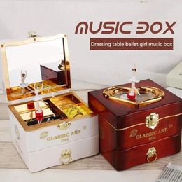 Retro Rotation Dancer Ballerina Piano Music Box Boîte de bijoux Hand Crank Mécanisme de musique Miroir Playage d'anniversaire Cadeaux de Noël 240518