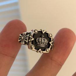 Retro S925 Ring Crown Hip Hop Heavy Industry Dark Ring Fashion Cross Open dames wijsvingerring