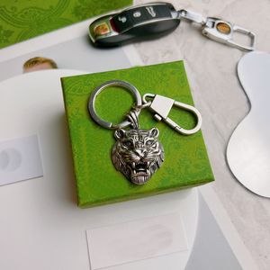 Rétro Silver Lion Head Pendentif porte-clés designer porte-clés longes boucle en métal pour hommes et femmes cadeau porte-clés de voiture charme de sac unisexe porte-clés accessoires