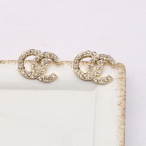 Retro Simple Gold plaqué des concepteurs de marque Sier Lettres Stud géométrique célèbre Femmes Round Crystal Rinestone Pearl Oreing Wedding Party Jewerlry