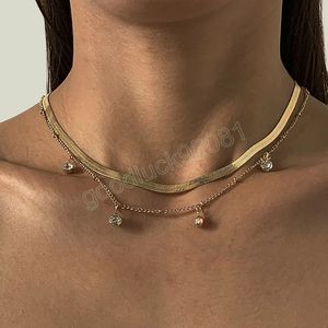 Retro eenvoudige strass hanger ketting set vrouwen multilayer metalen geometrische platte slang ketting clavicle kettingen meisje sieraden