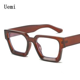 Lunettes à cadre carré rétro pour les femmes Fashion Clean Lens Imposition Clean Lens High Quality Ins Tenday Produit Eyeglass 240410