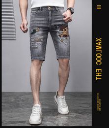 Shorts en jean de badge brodé de style rétro, marque élastique à la mode et à la mode pour hommes, shorts d'été pour hommes
