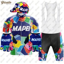 Retro Triathlon Team Cycling Jersey Set Road Bike Equipment Men Cycling Shirts Cloths Shorts Séchure à vélo secs 240422