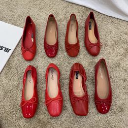 Retro Ultra-Soft Women Shoe Spring Bow Red Sole plate Sole Single Single Shoe Leisure Cuir Cuir Shoet Ballet Shoe Zapatos Mujer 240422