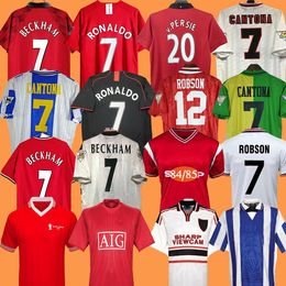 Version rétro 1992 1994 1996 2002 Jerseys de football United 1999 2000 Finales Football Shirts Giggs Scholes Beckham Ronaldo Manchester Vitage 199