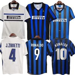 Zanetti Classic Retro Soccer Jersey 1988 1990 91 92 93 Sneijderdjorkeff Milito Baggio Pizarro Djorkafff Adriano Milan 1994 95 96 97 98 99 2000 Camisa de fútbol