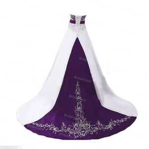 Robes de mariée gothiques rétro blanches et violettes avec ruban sexy sans bretelles broderie satin corset pays robes de mariée balayage train 311g