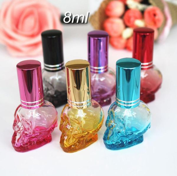 Réutilisable 8ML Mini Petit Voyage Unique Personnalité Crâne Forme Vide Coloré Bouteille De Parfum En Verre Portable Bouteilles Rechargeables 7 Couleurs