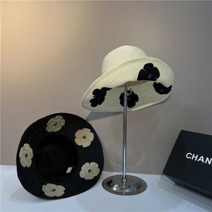 Sombrero de paja de ala Reversible, decoración floral, sombreros de sol tejidos de hierba fina, gorra de sol de ala grande para vacaciones en la playa de primavera y verano para mujer